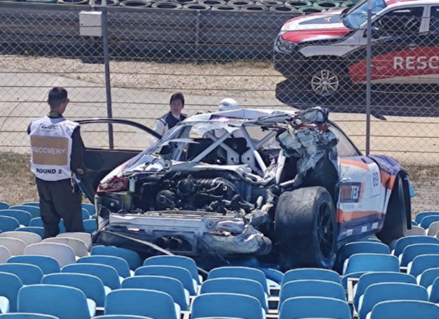 Porsche 911 Cup Crash