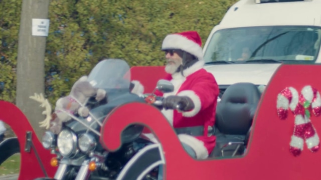Harley Club Delivers Gifts and Holiday Cheer to Kids at Ronald McDonald House