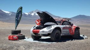 Porsche's 911 Dakar Sets New Record For Highest Drive