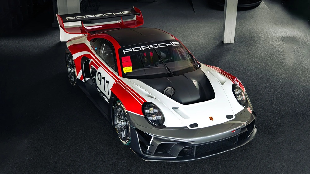 Porsche 911 GT3 R Rennsport: Your Chance to Own a Race Car that Disregards All Rules and Regulations