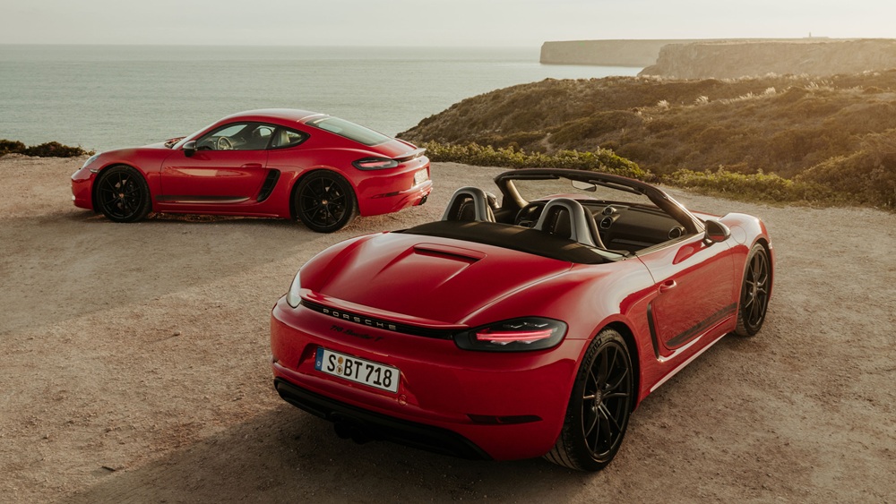 718 Hits the Gas: Porsche Reportedly Reworking Next-Gen 718 EVs for Gasoline Powerplants
