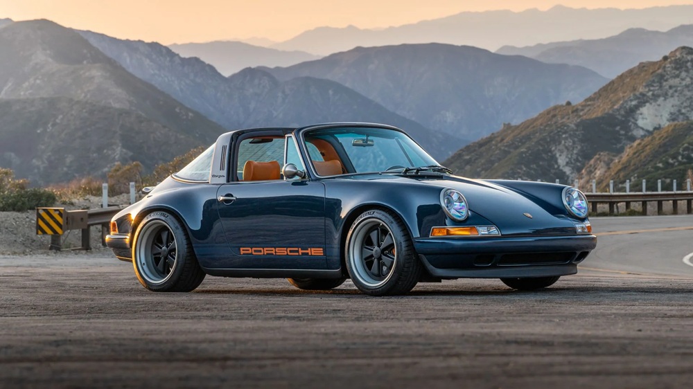 ‘Million Dollar Blueberry:’ This 911 Targa Reimagined by Singer Crosses the Block Next Month
