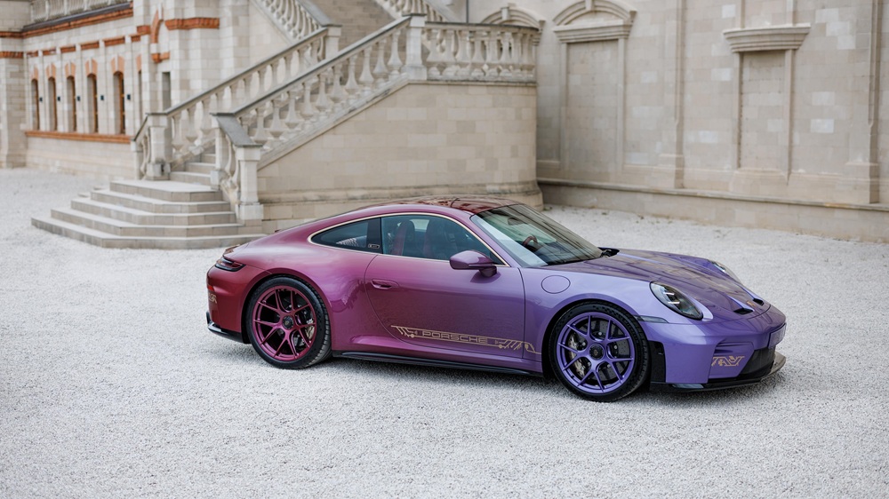 Porsche’s One-Off ‘Tree of Life’ GT3 Touring Is a 502-HP Tribute to Moldovan Heritage